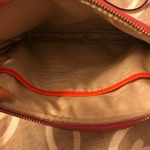 kate spade Bags - Kate Spade Hot pink crossbody ๐๐ kate spade Bags - Kate Spade Hot pink crossbody ๐๐